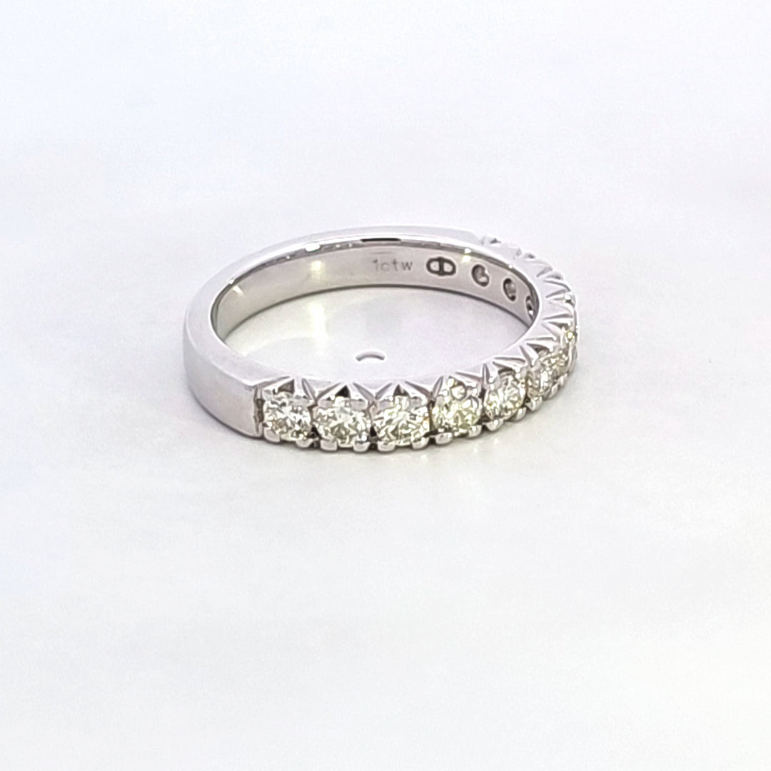 14KW Diamond Wedding Band