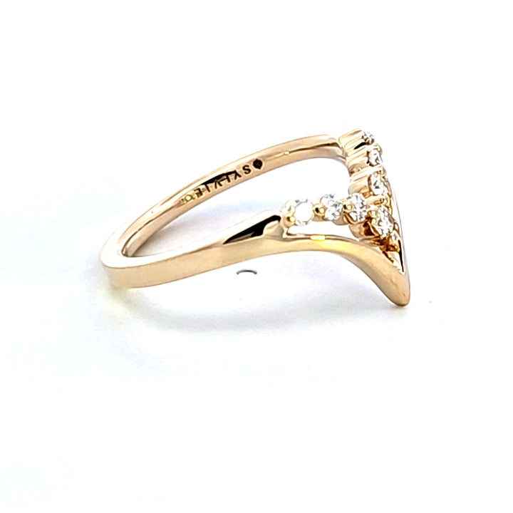 14KY V-Shape Diamond Wedding Band