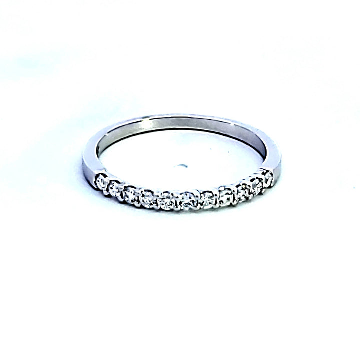 14KW Amor Diamond Wedding Band