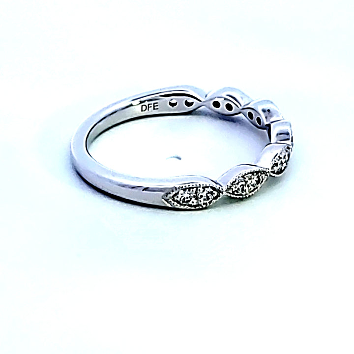 14KW Diamond Wedding Band