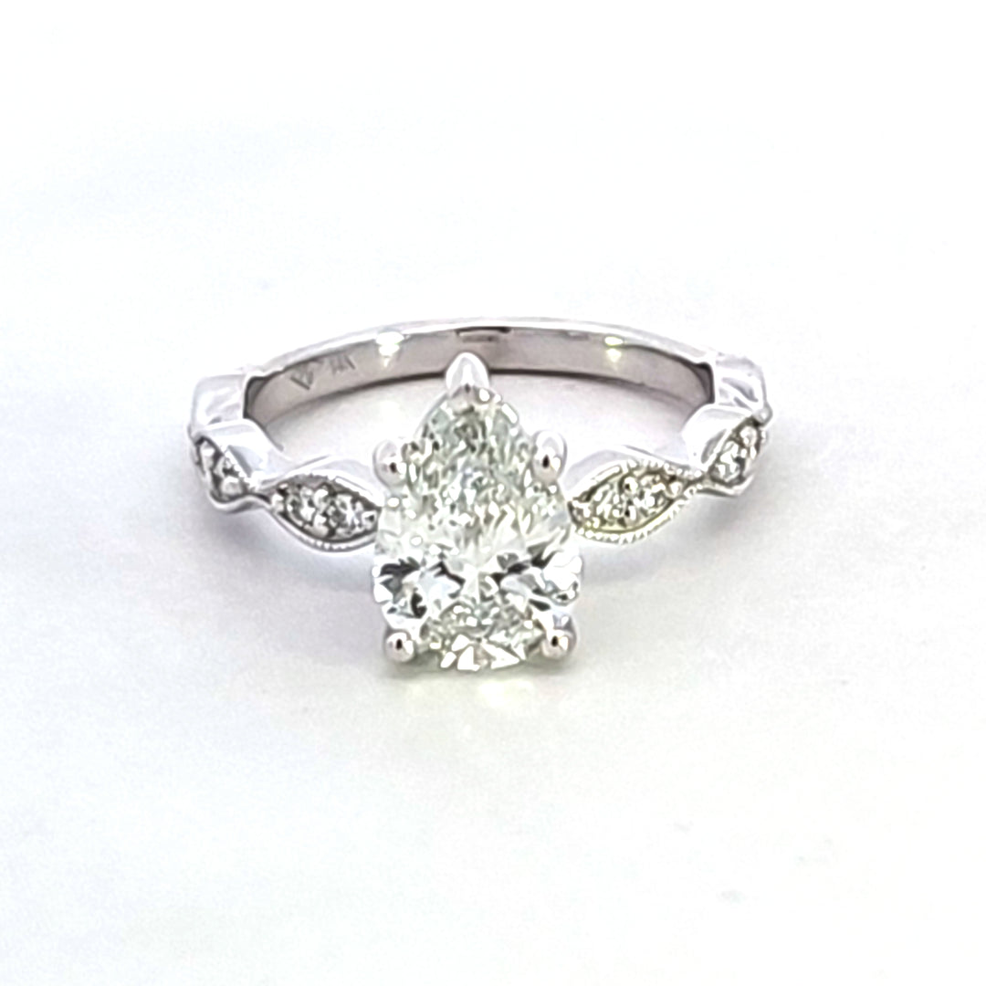 Lab Grown Diamond Engagement Ring