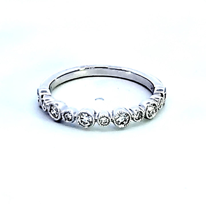 14KW Diamond Wedding Band
