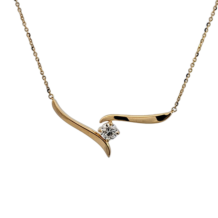 18KW Hearts on Fire Diamond "Vela Solitaire Crossover" Necklace