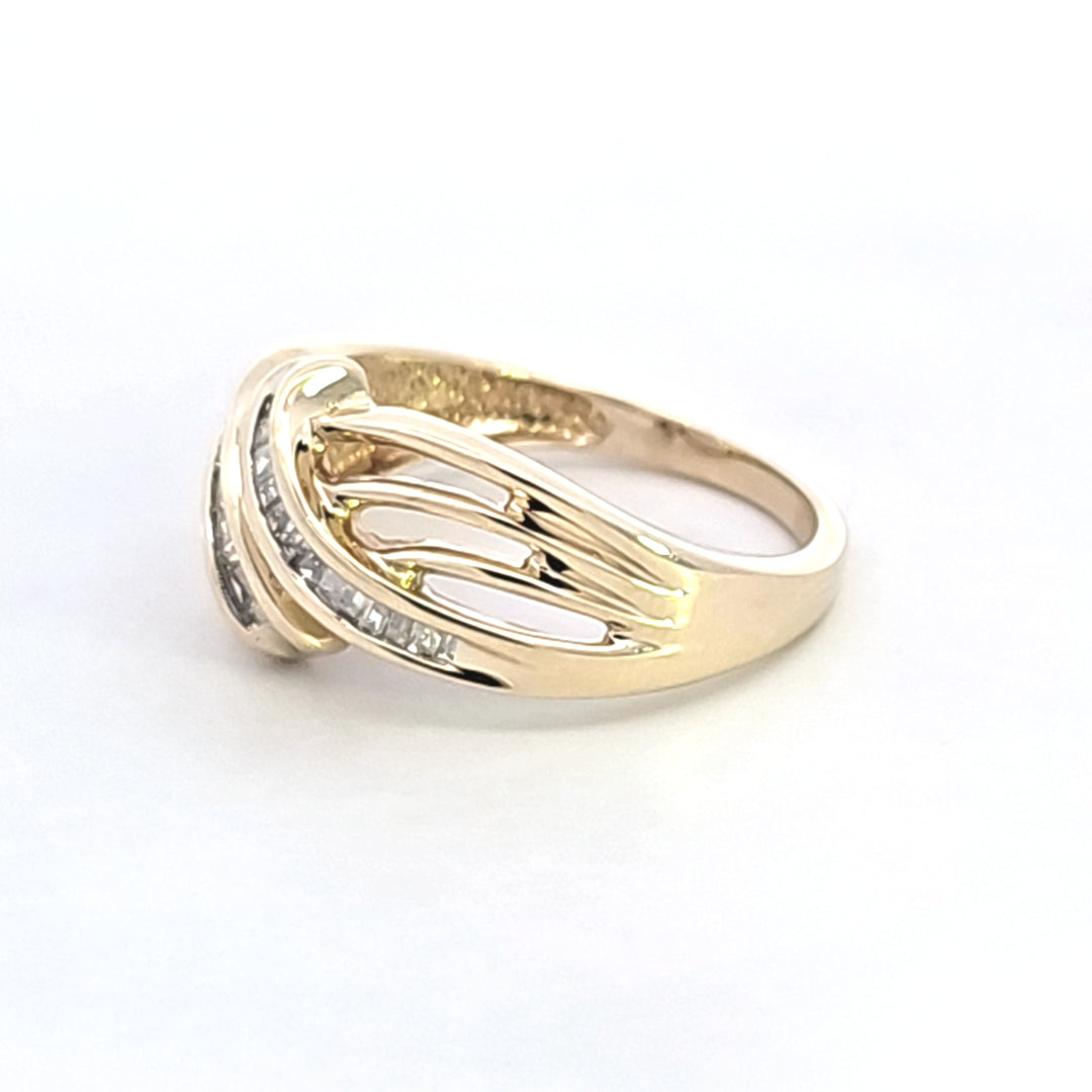 10KY Diamond Estate Ring
