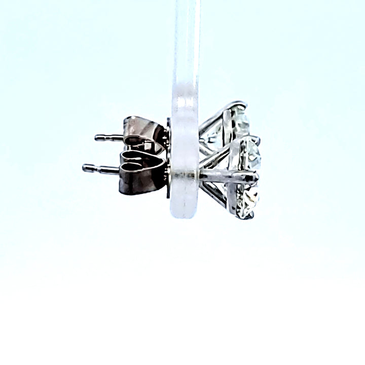 14KW Diamond Stud Earrings