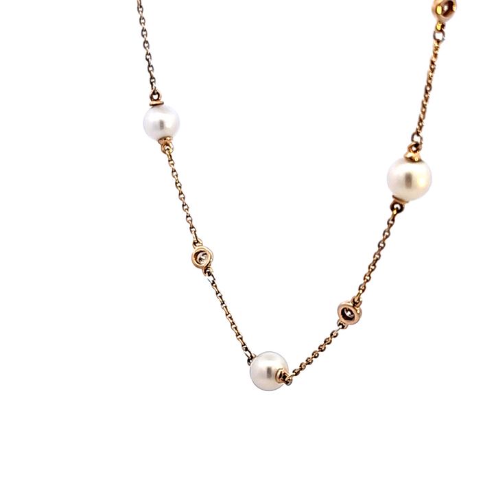 14KY Diamond and Pearl Station Necklace