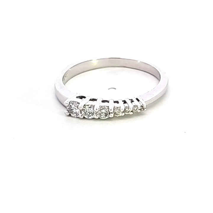 14KW Diamond Wedding Band