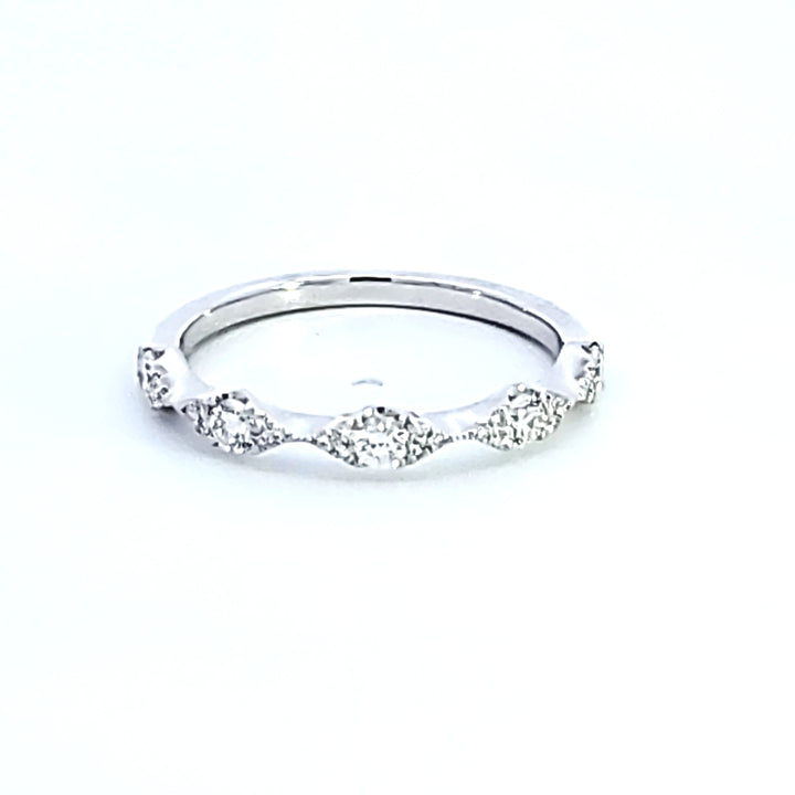14KW Diamond Wedding Band