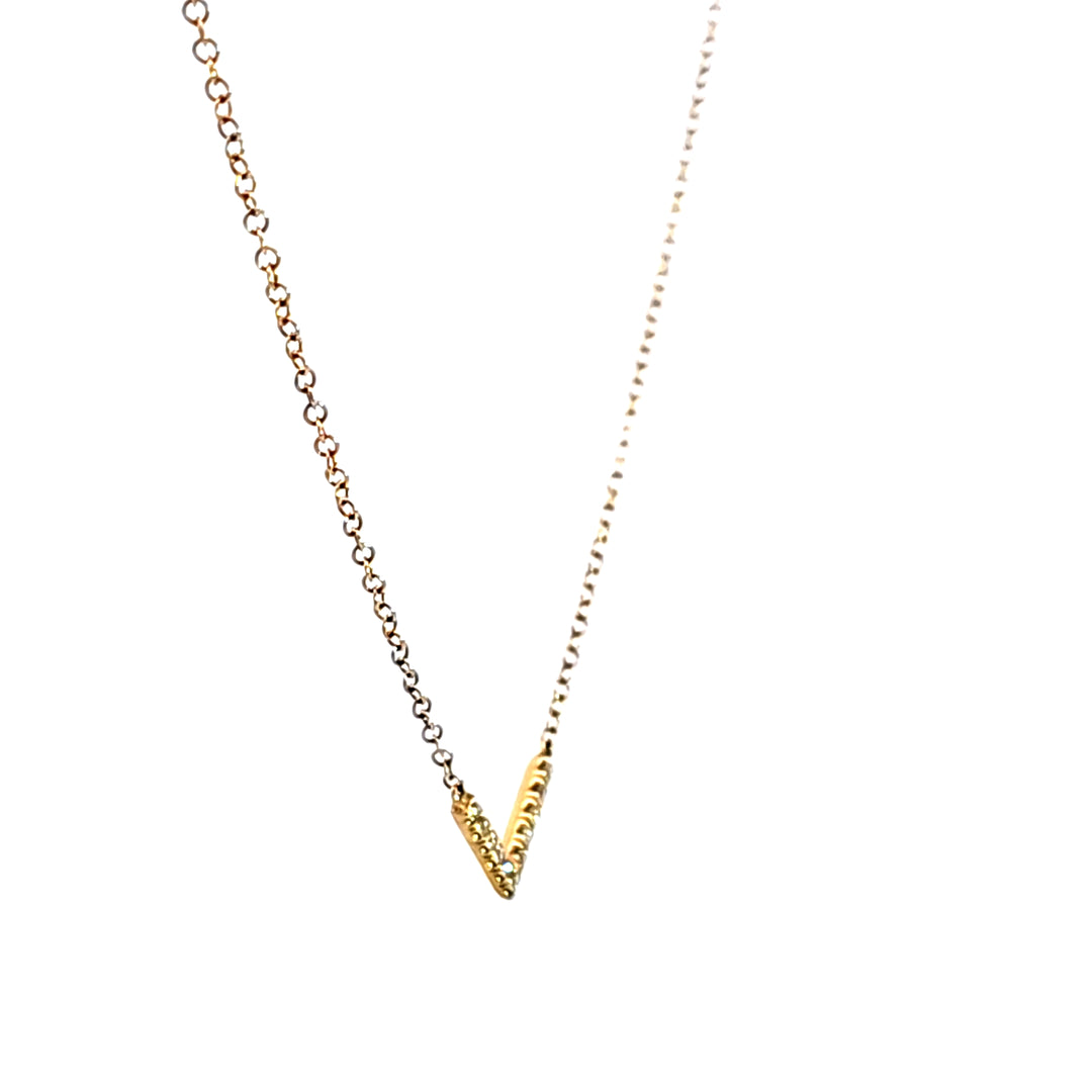 14KY Diamond V Necklace