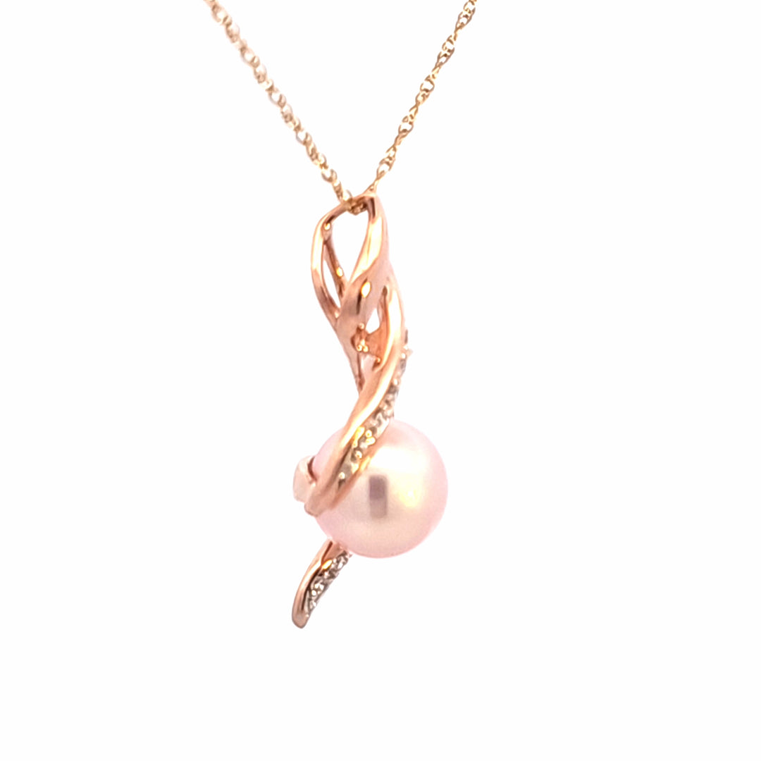10KR Pearl and Diamond Estate Pendant
