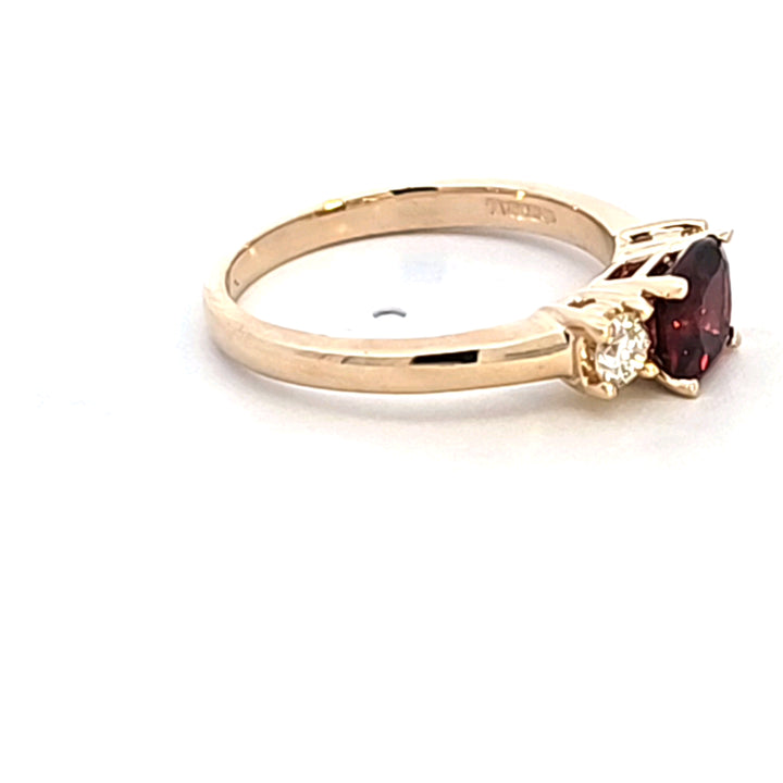 14KY Garnet and Diamond Ring