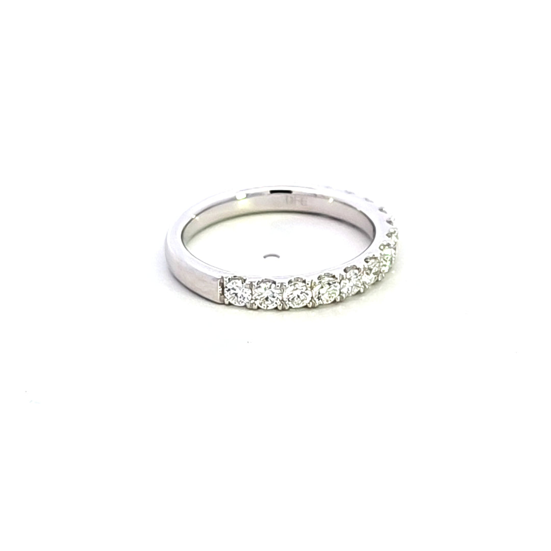 14KW Diamond Wedding Band