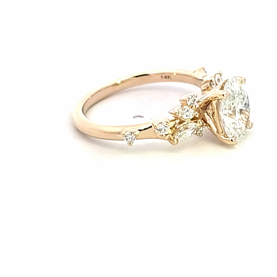 Lab Grown Diamond Engagement Ring