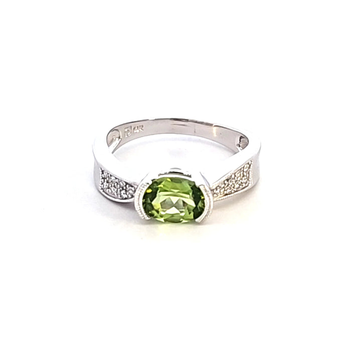10KW Peridot and Diamond Ring