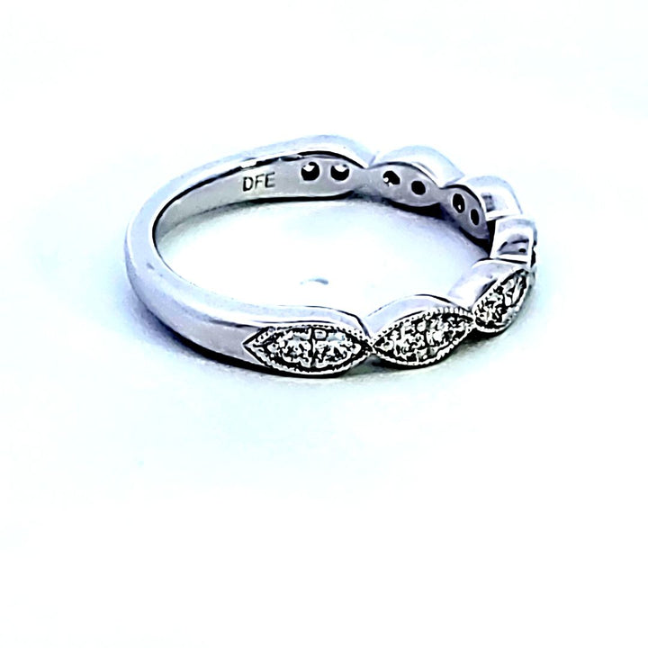 14KW Diamond Wedding Band
