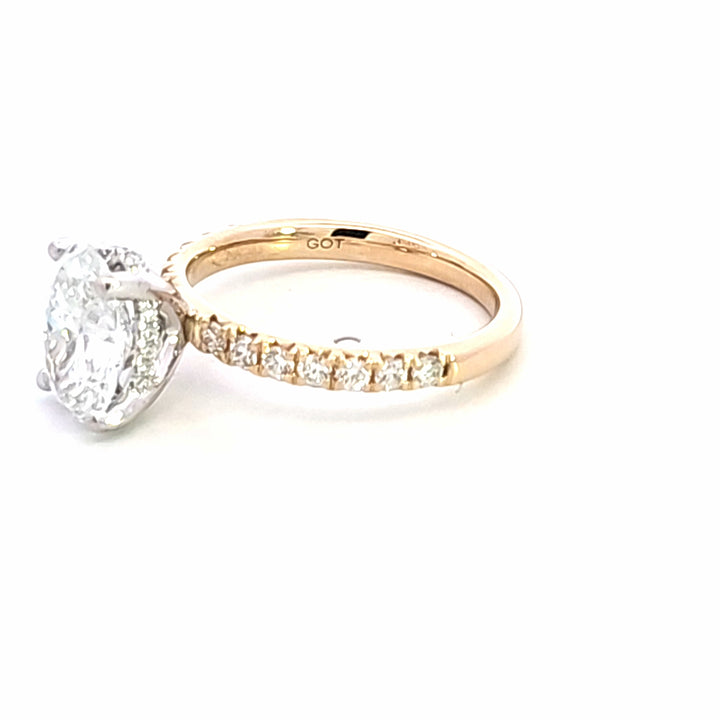 Lab Grown Diamond Engagement Ring