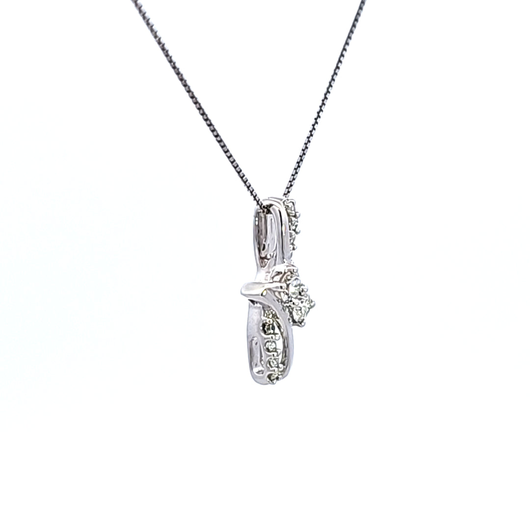 14KW Diamond Pendant