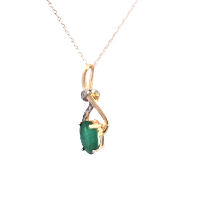 14KY Emerald and Diamond Pendant Necklace