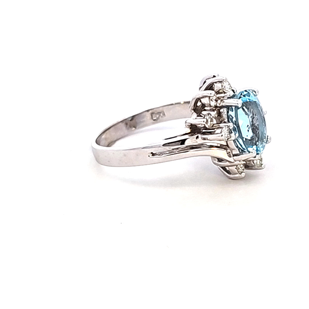 14KW Oval Aquamarine and Diamond Ring