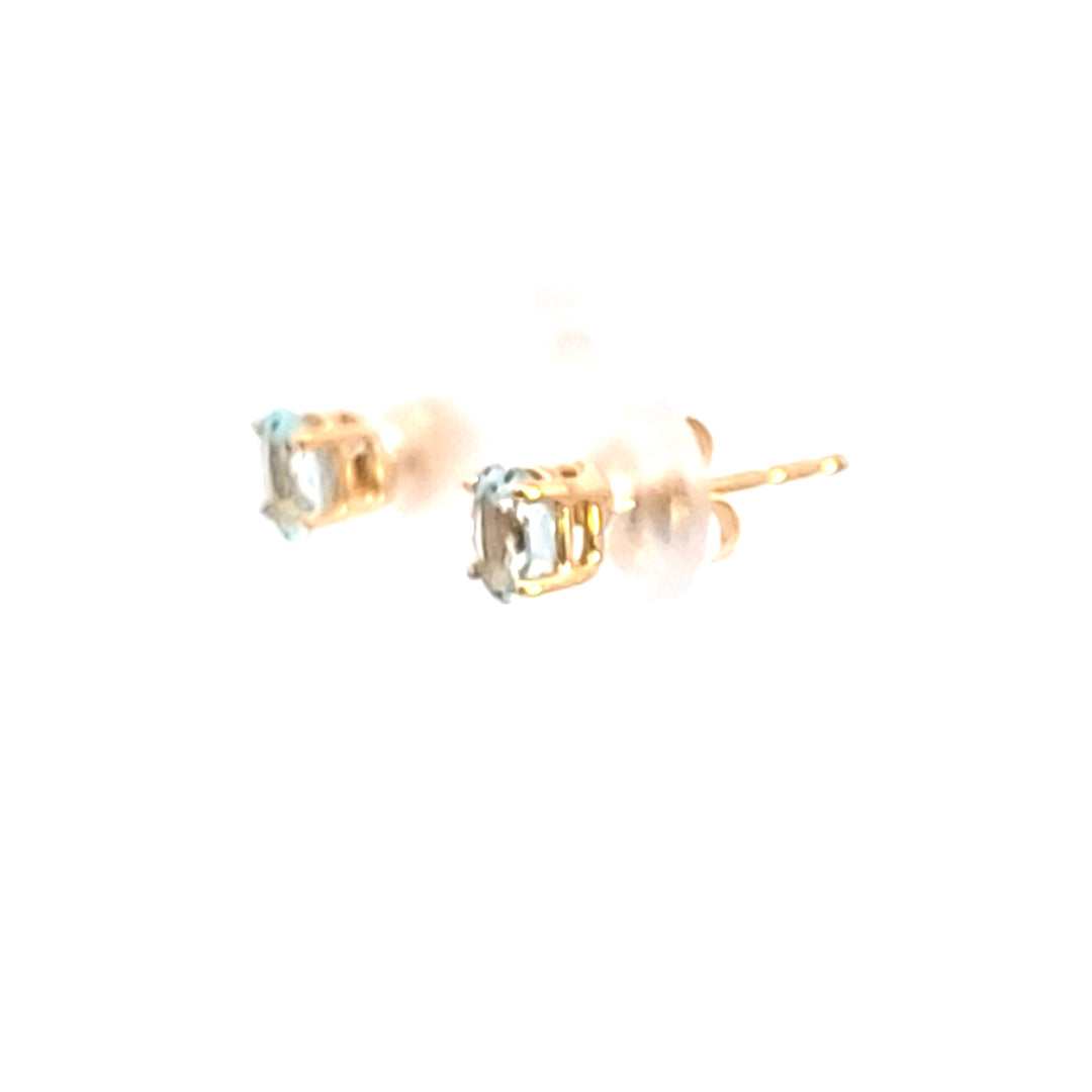 14KY Oval Aquamarine Stud Earrings