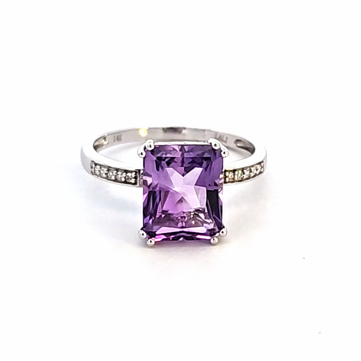 Colored Stone Rings  -  Women'