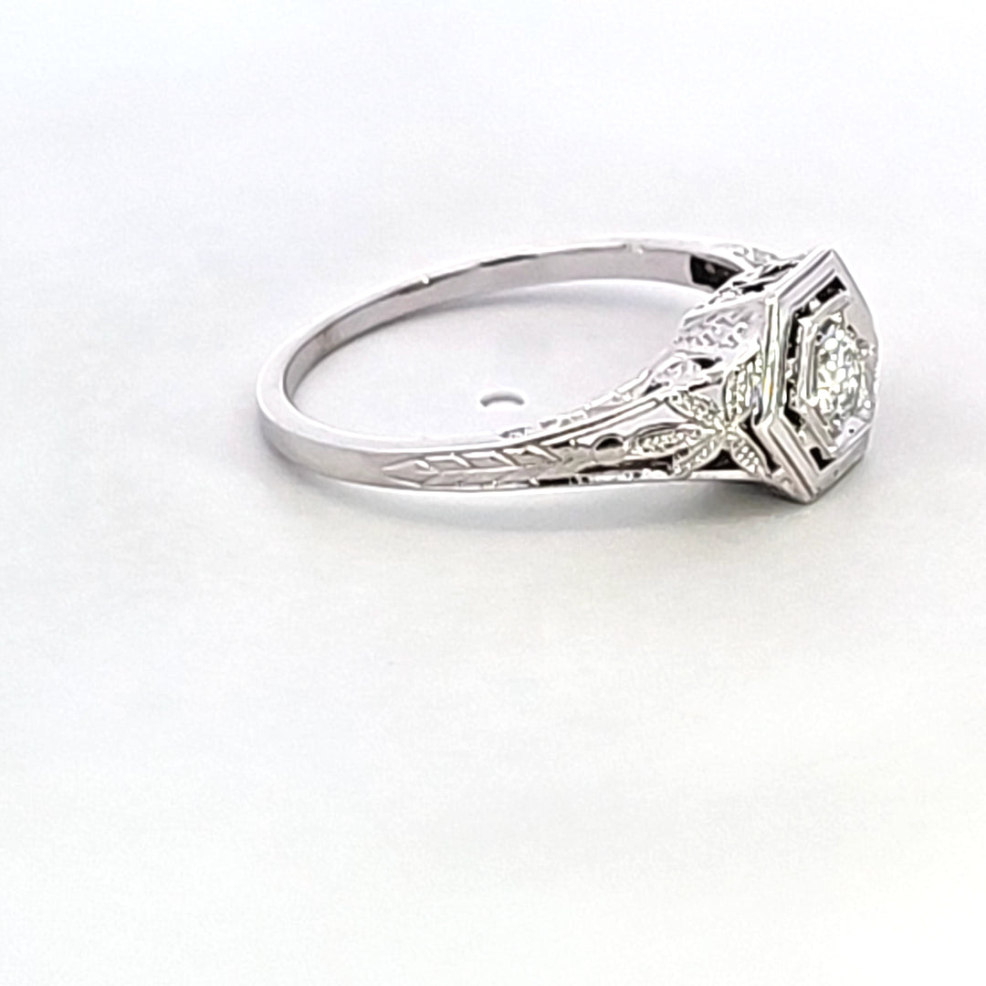 18KW Diamond Estate Ring