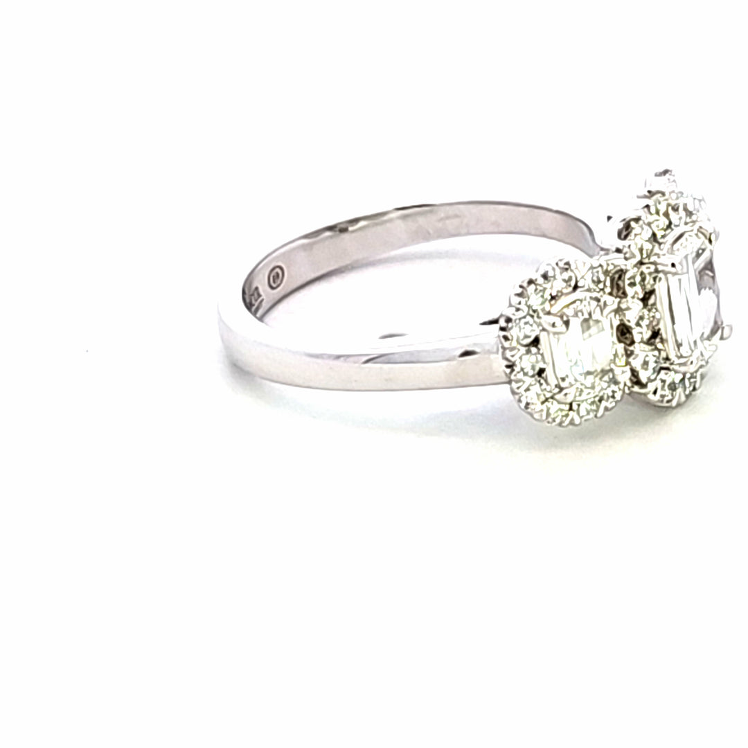 14KW Crisscut Classic Diamond Fashion Ring