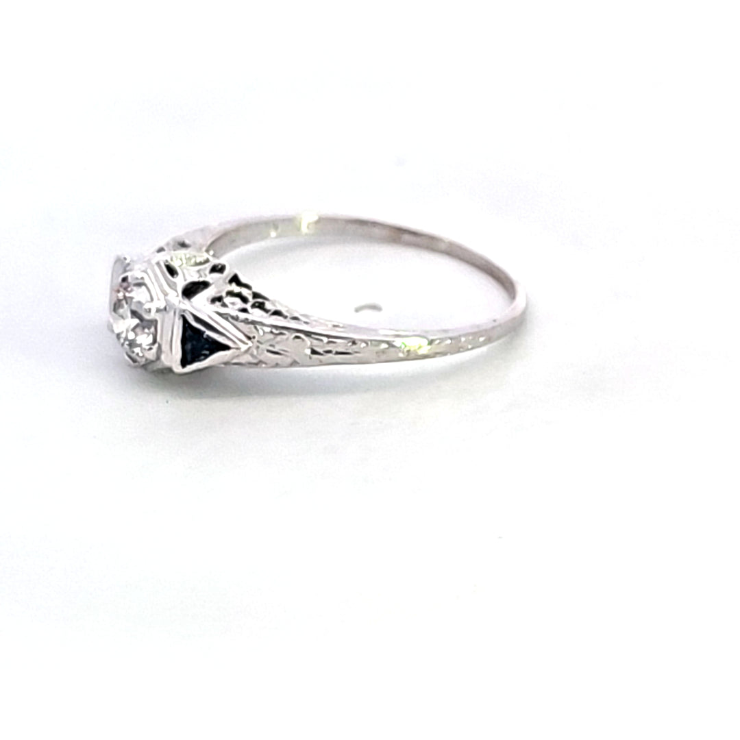 18KW Diamond and Sapphire Estate Ring