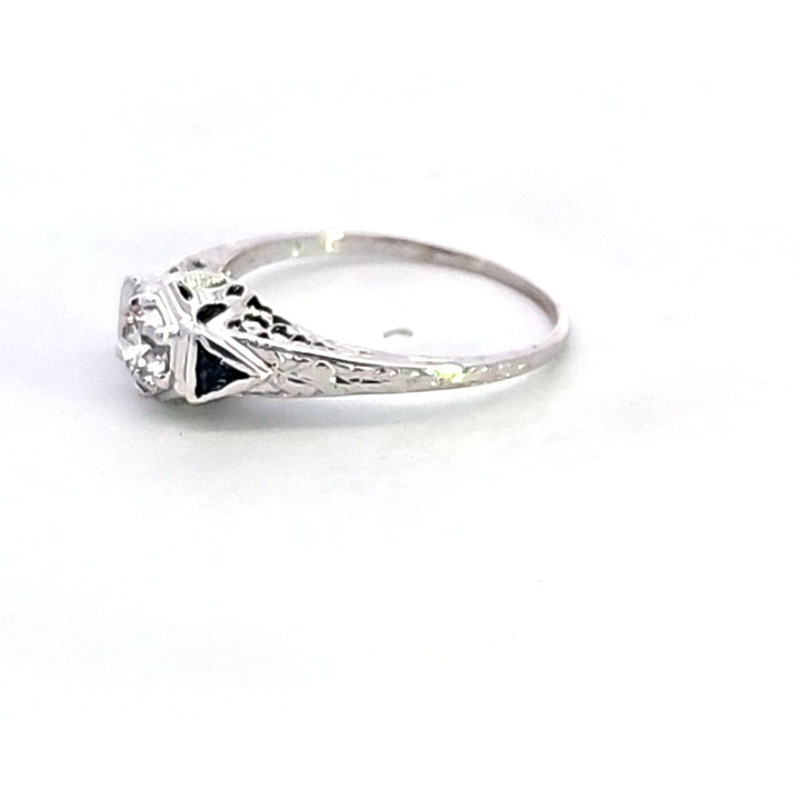 18KW Diamond and Sapphire Estate Ring