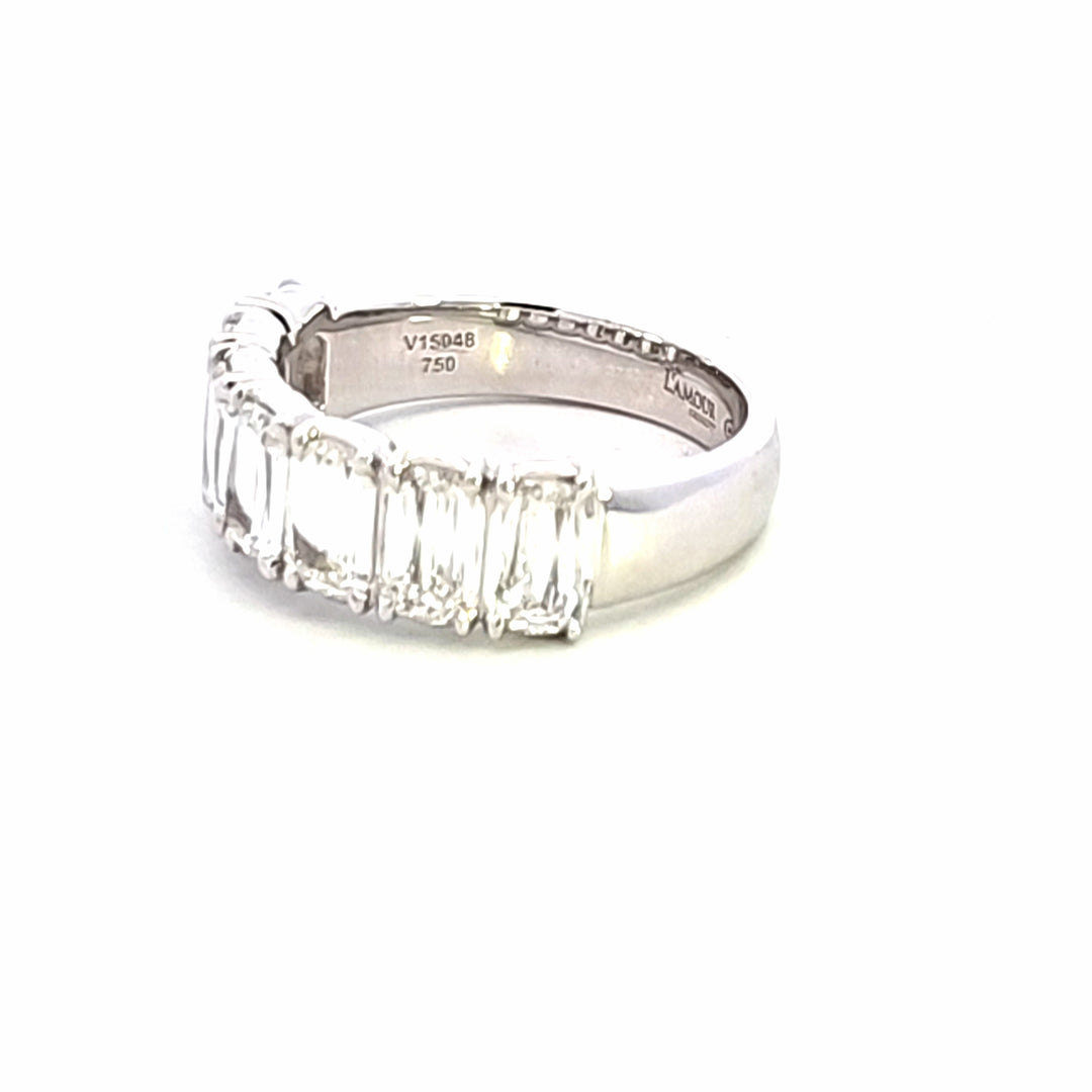 18KW Crisscut Classic Diamond Anniversary Ring