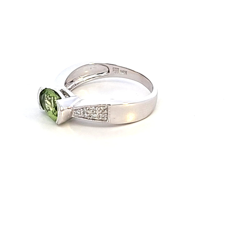 10KW Peridot and Diamond Ring