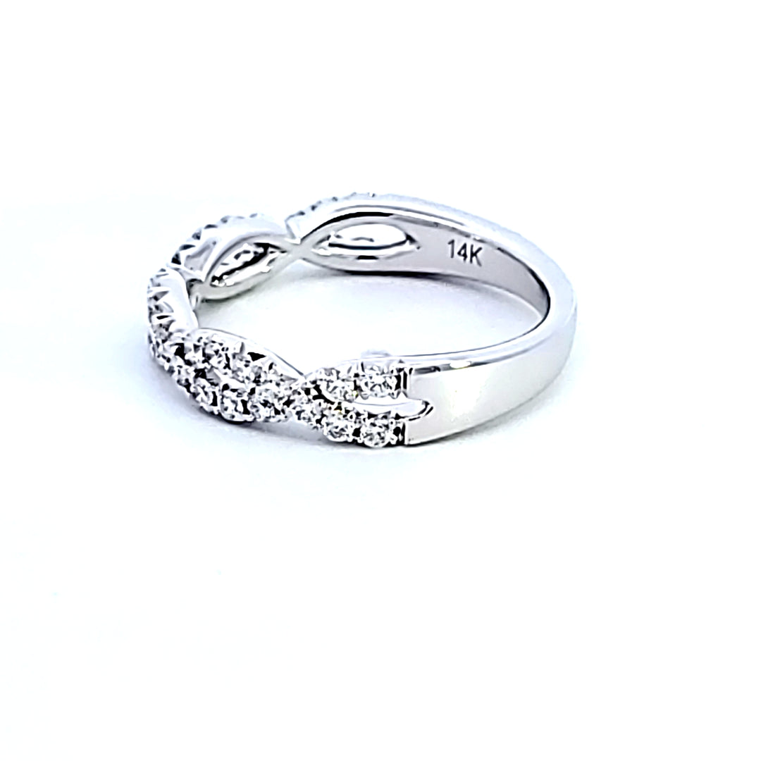 14KW Diamond Wedding Band