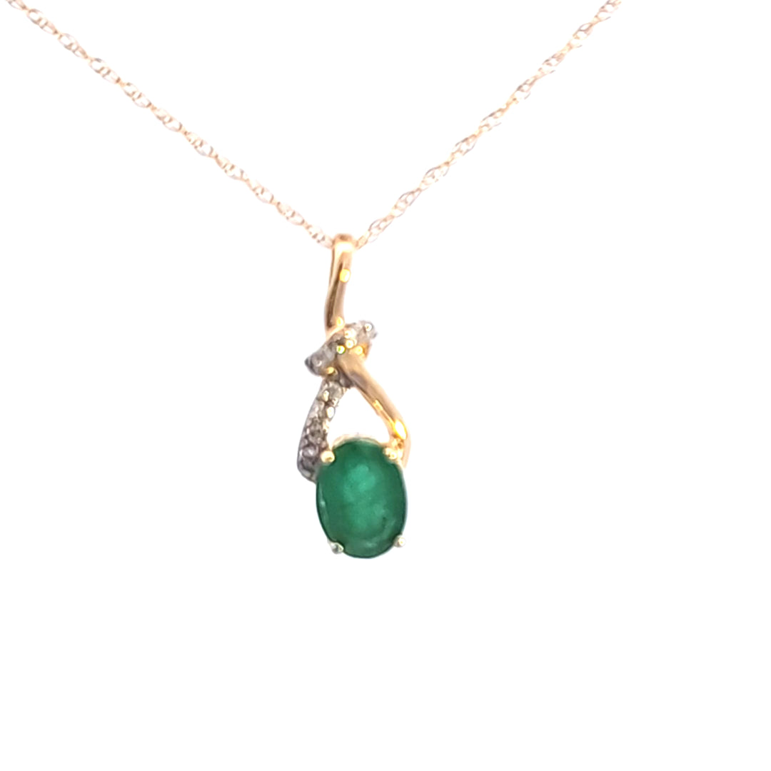 14KY Emerald and Diamond Pendant Necklace