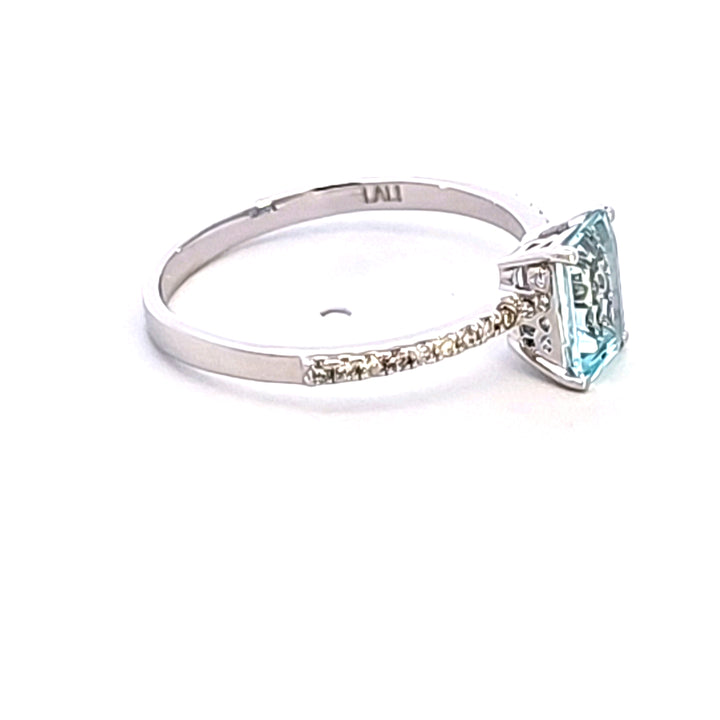 14KW Aquamarine and Diamond Ring