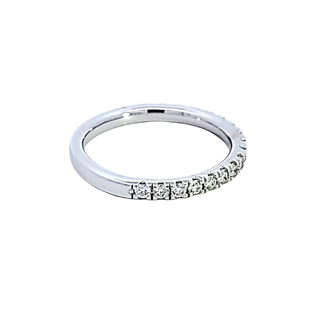 18KW Hearts on Fire "Acclaim" Diamond Band