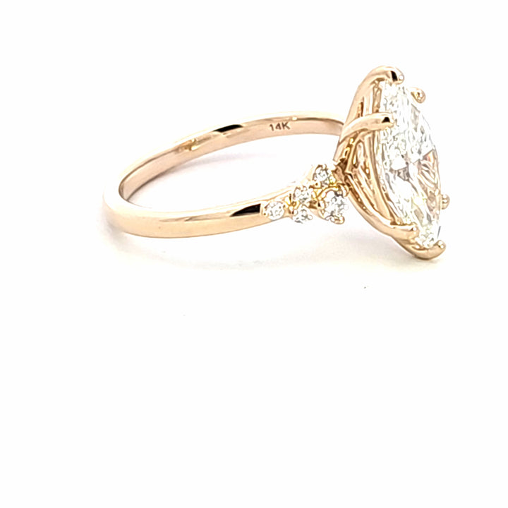 Lab Grown Diamond Engagement Ring