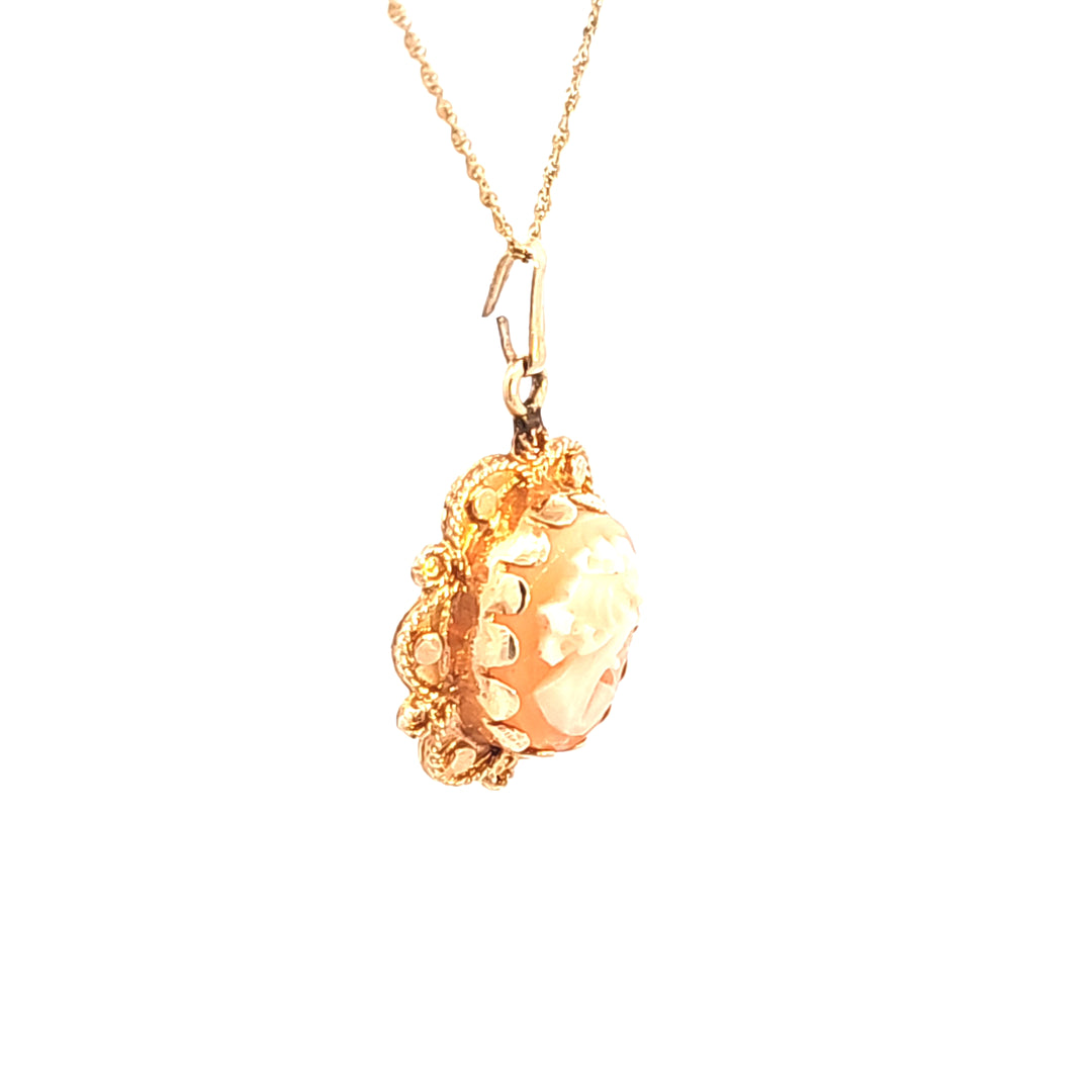14KY Cameo Estate Pendant