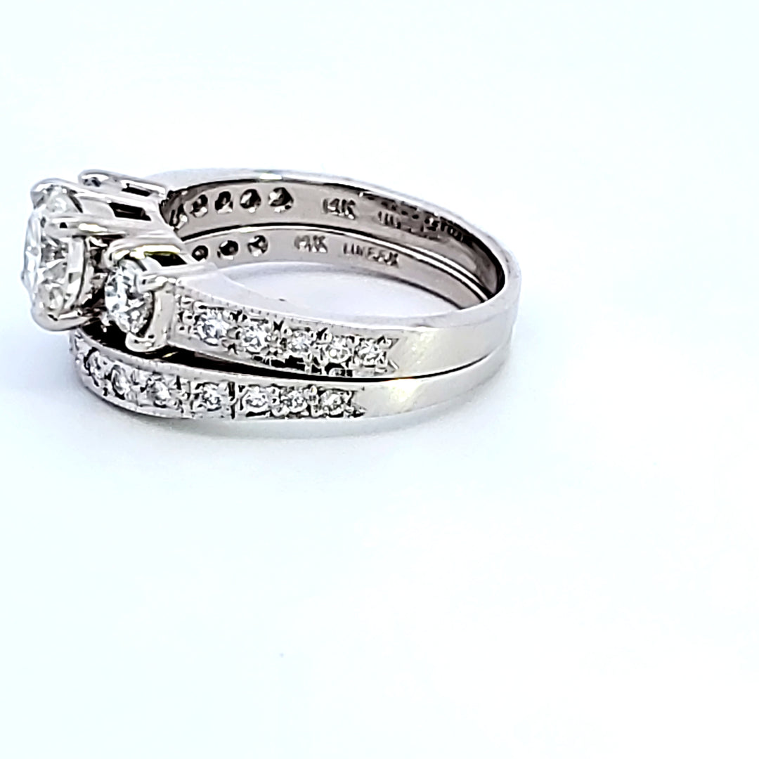 14KW Round Diamond Wedding Set