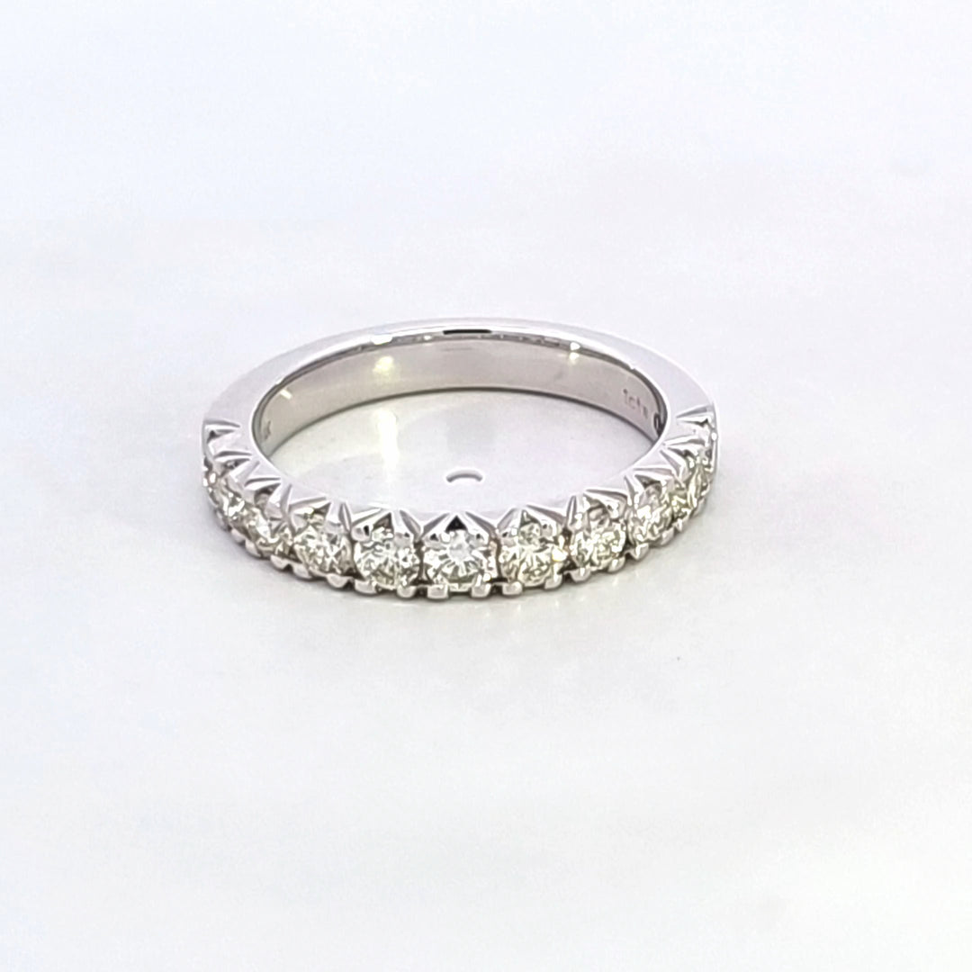 14KW Diamond Wedding Band