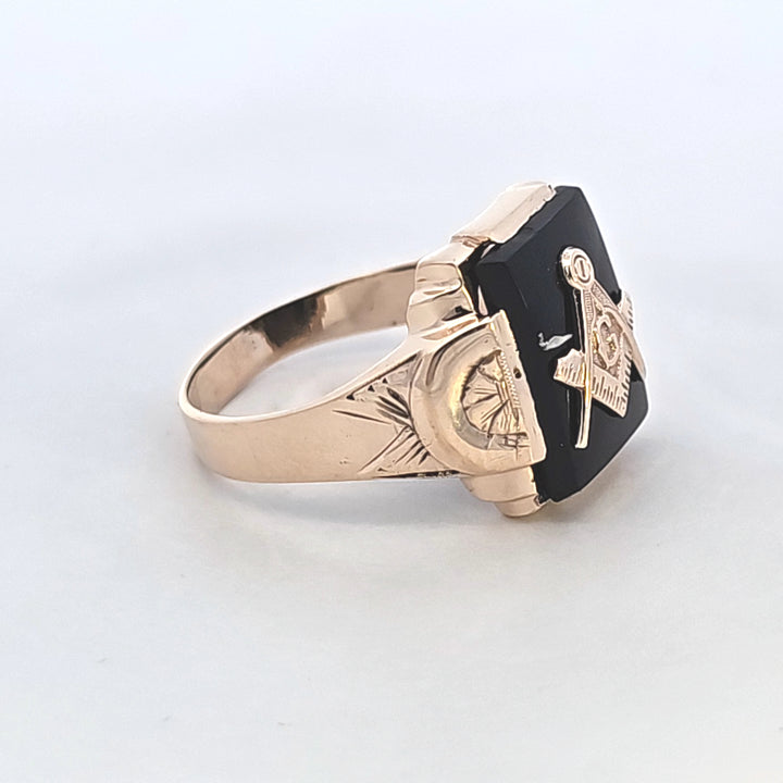 10KY Onyx Masonic Estate Ring