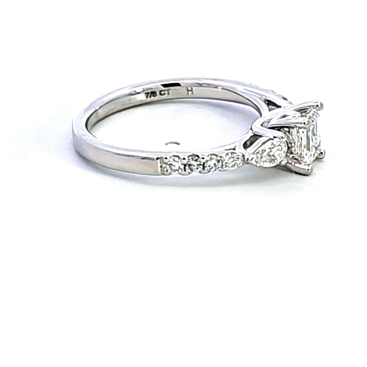 14KW Diamond Engagement Ring