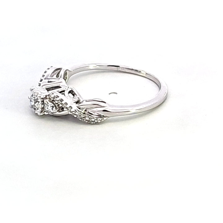 10KW Diamond Fashion Ring