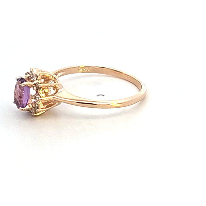 14KY Amethyst and Diamond Estate Ring