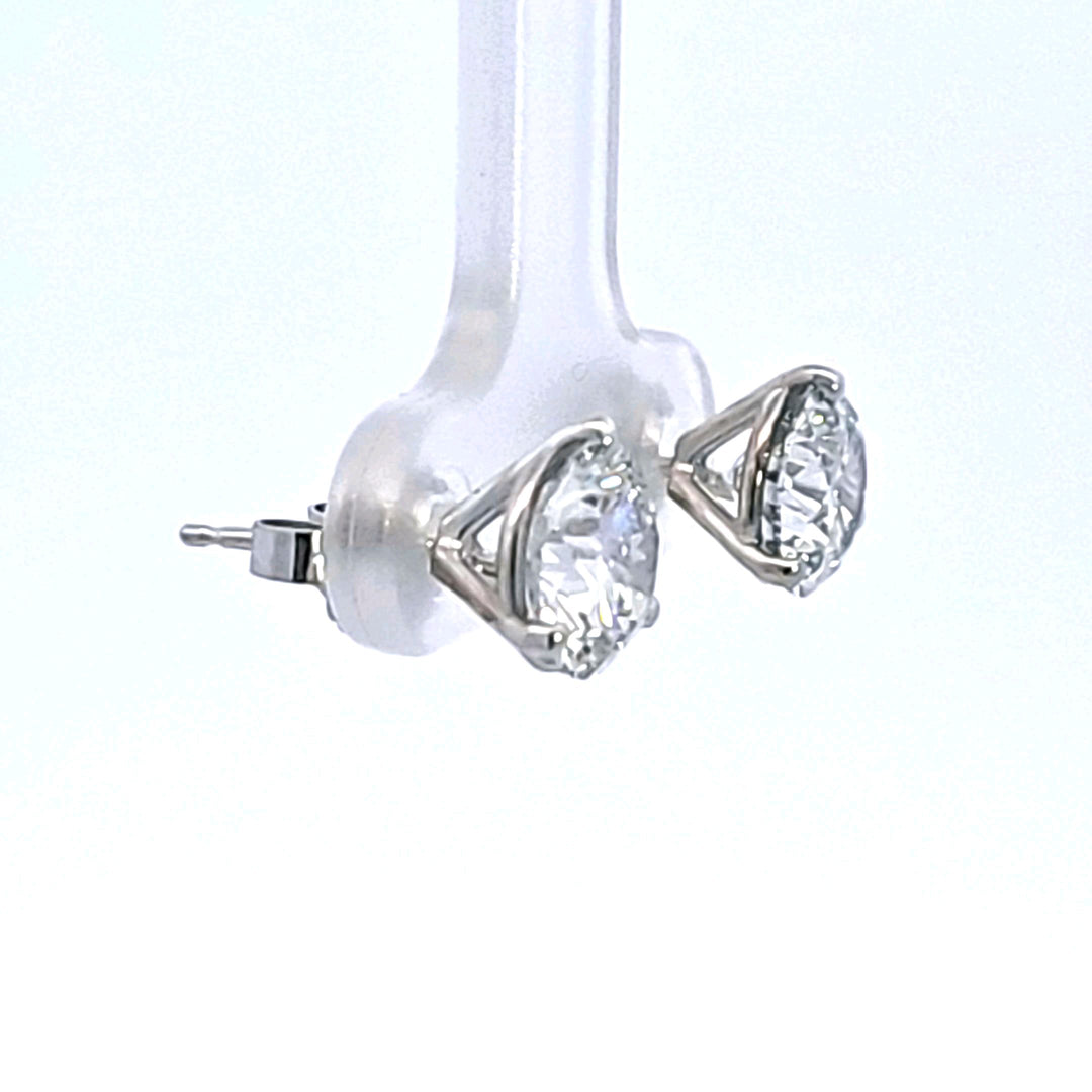 Lab Grown Diamond Earring