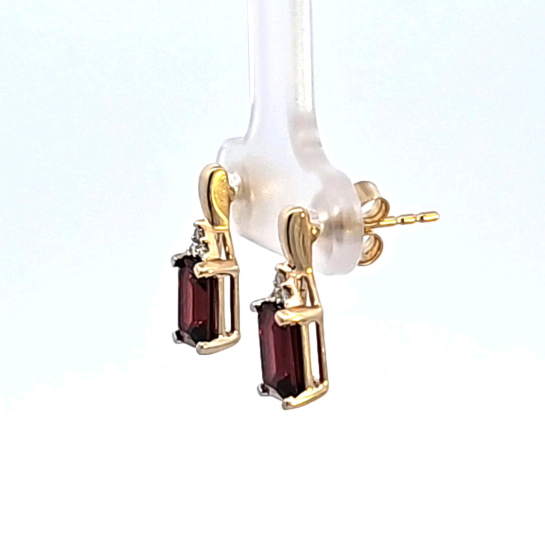 14KY Garnet and Diamond Earrings