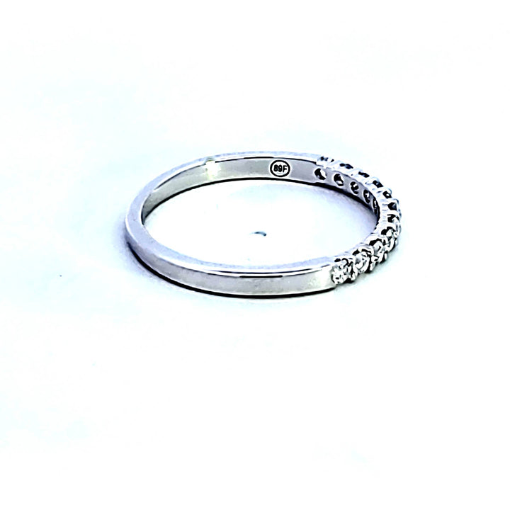 14KW Amor Diamond Wedding Band