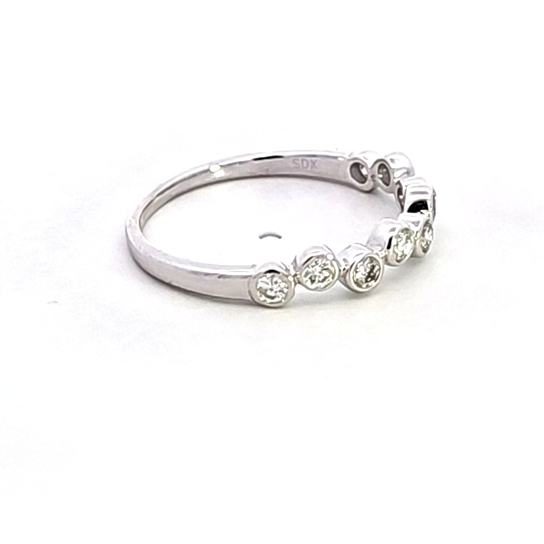 Diamond Wedding Bands  -  Women'