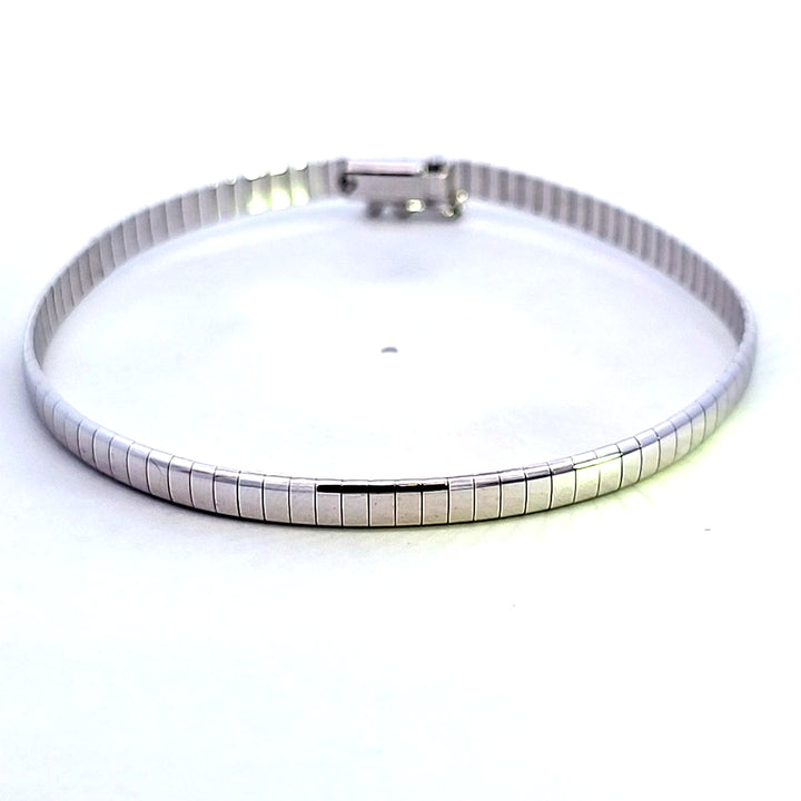 14KW Flexible Bangle Estate Bracelet