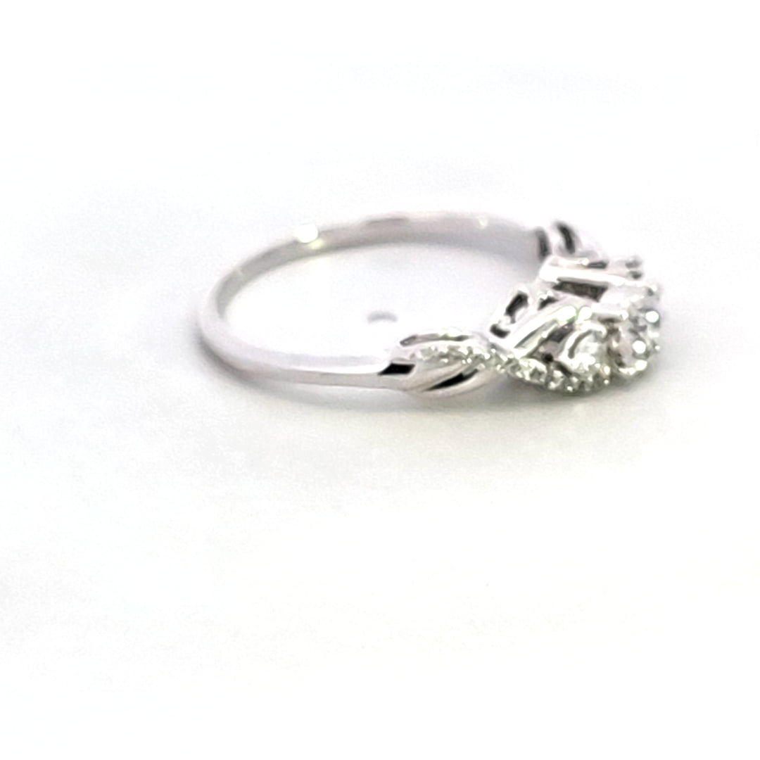 10KW Diamond Fashion Ring