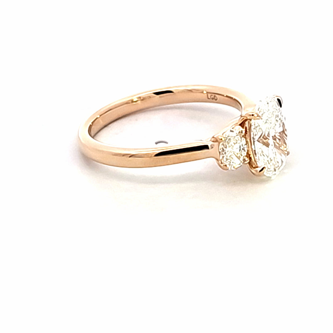 Lab Grown Diamond Engagement Ring
